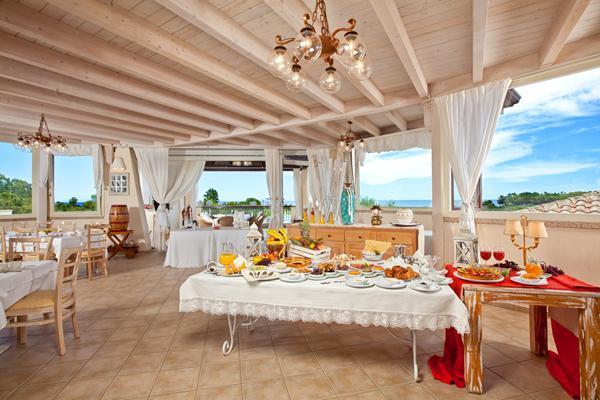 Baia Del Porto Hotel 4*